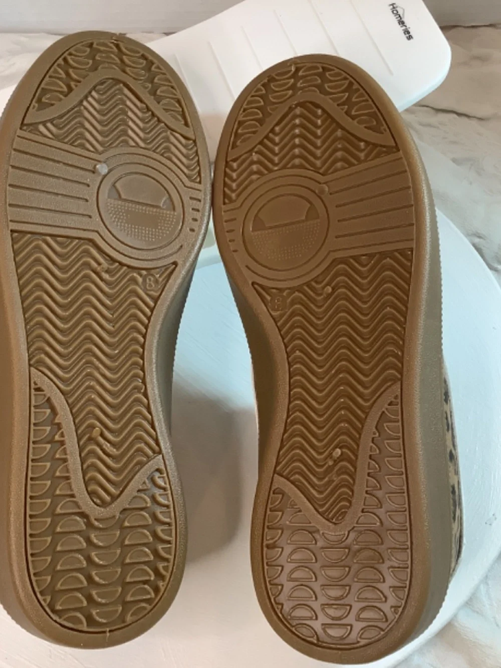 NWT Mia Girl leopard‎ animal print sneakers sz. 8